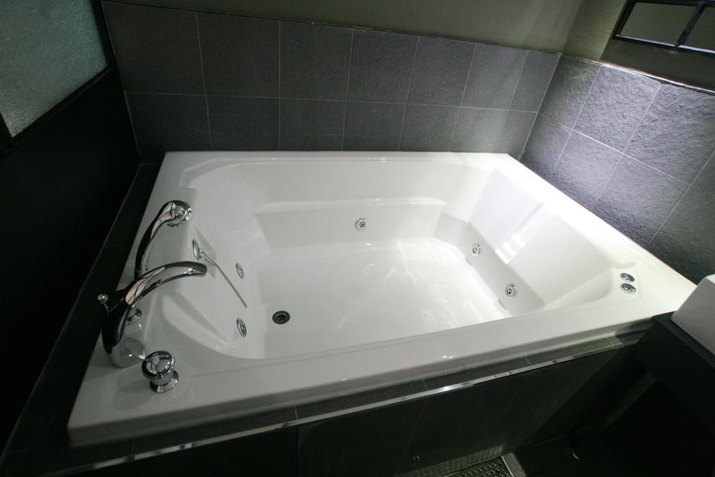 Vvalt Hotel Сеул Стая снимка