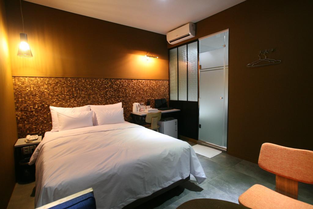 Vvalt Hotel Сеул Стая снимка