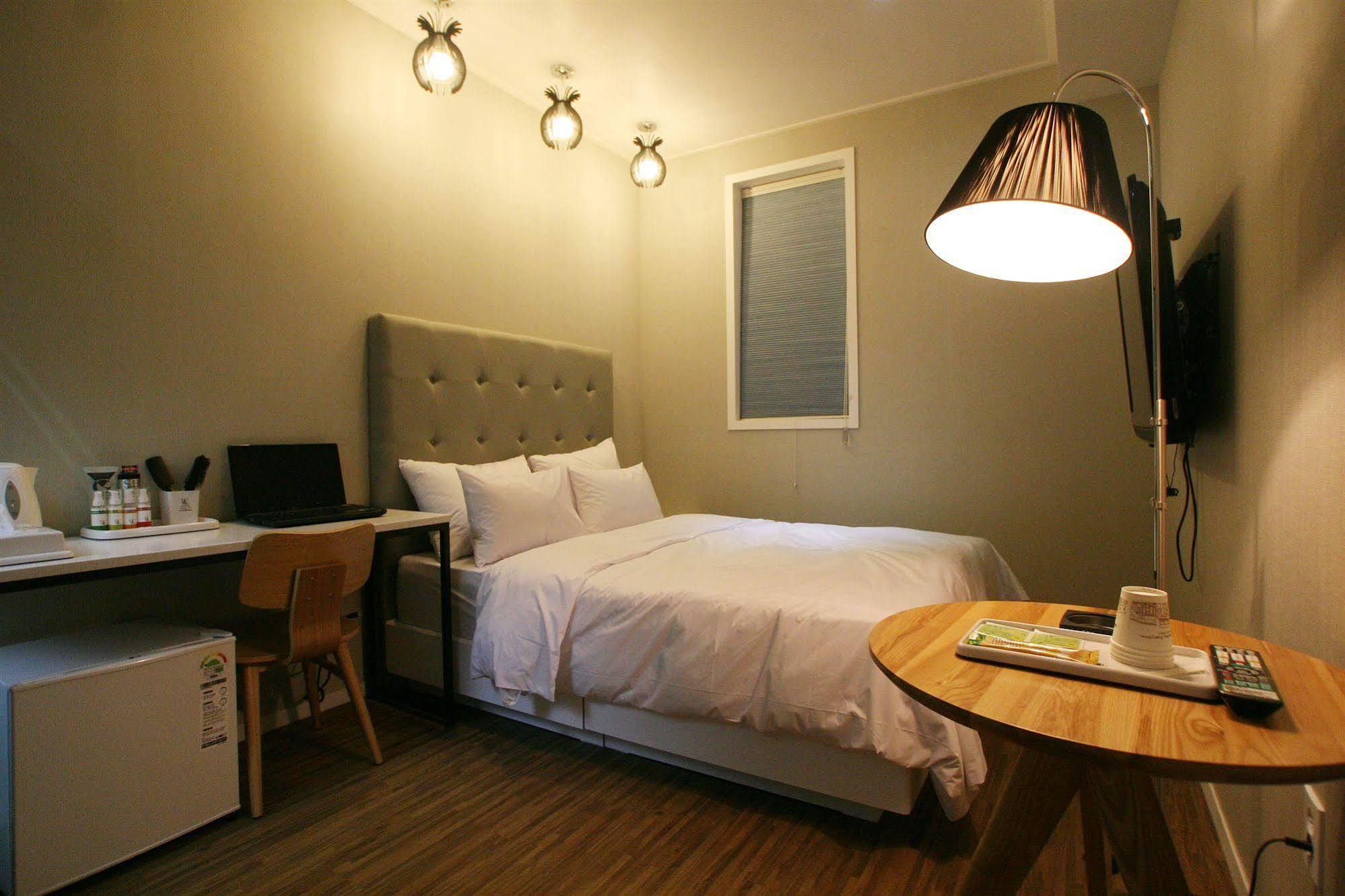 Vvalt Hotel Сеул Екстериор снимка