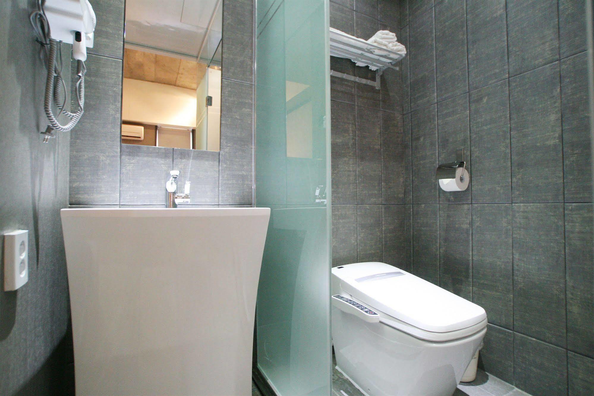 Vvalt Hotel Сеул Екстериор снимка
