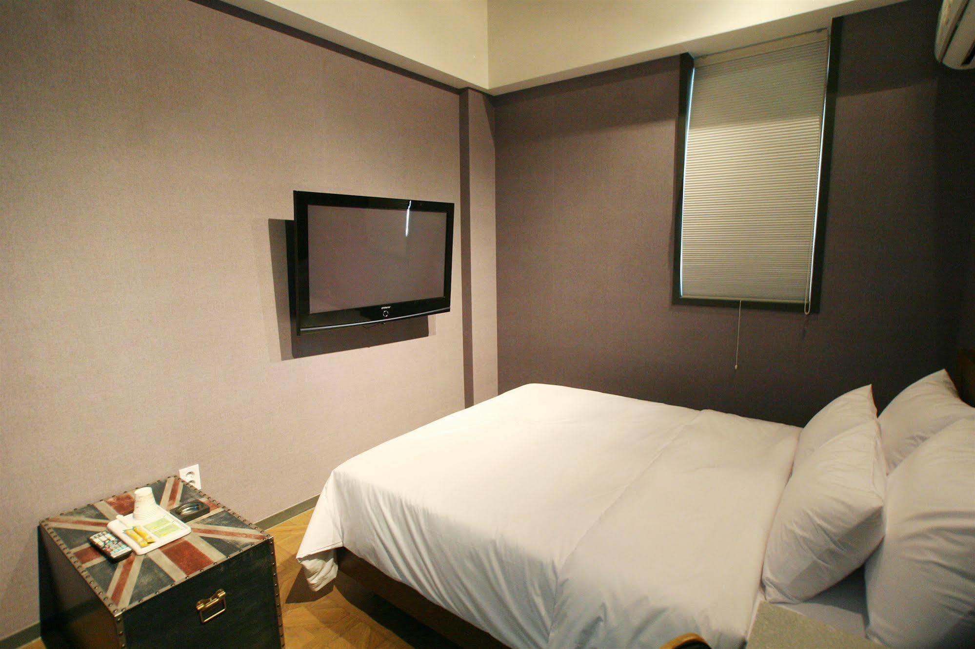 Vvalt Hotel Сеул Екстериор снимка