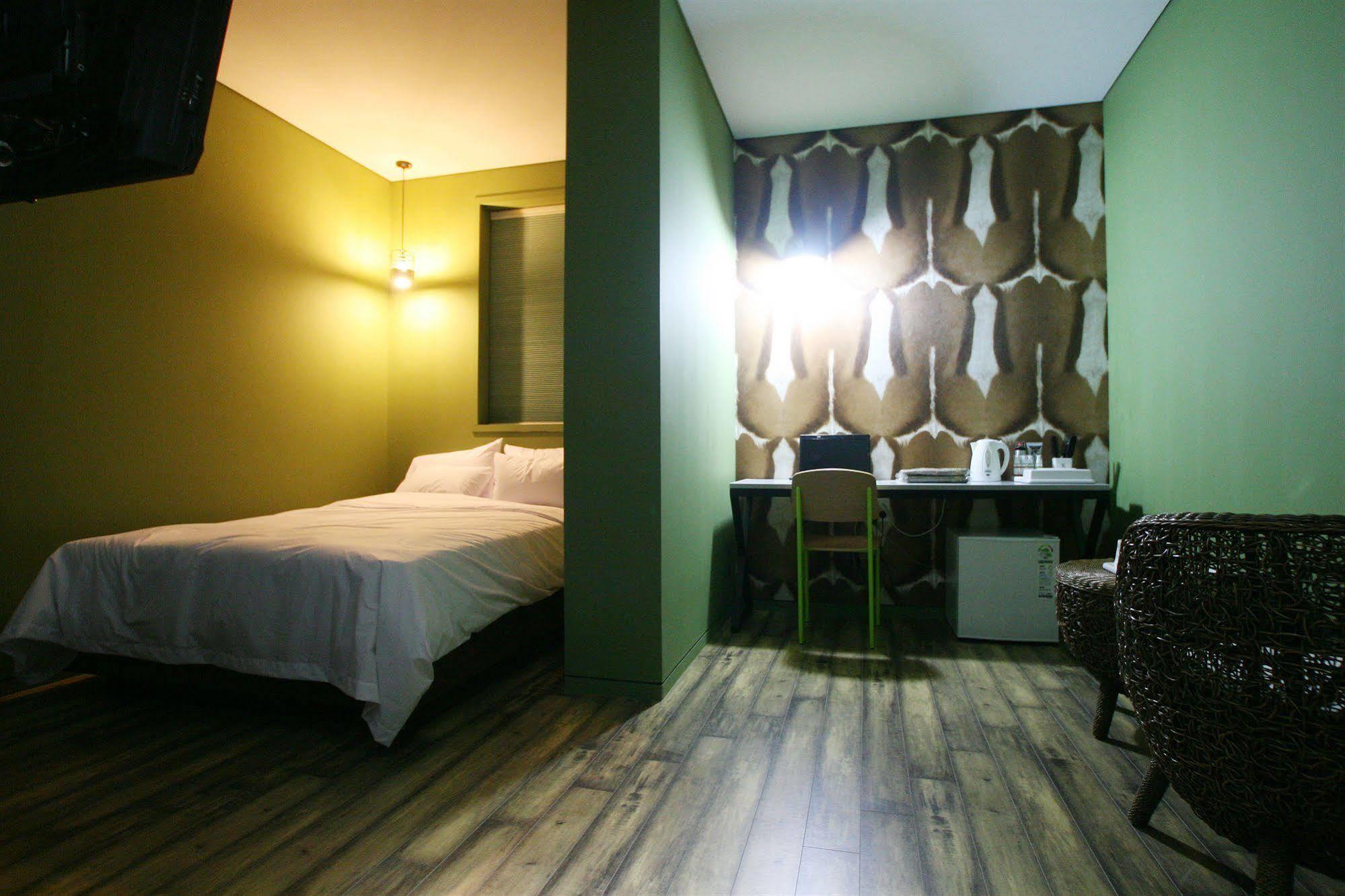 Vvalt Hotel Сеул Екстериор снимка