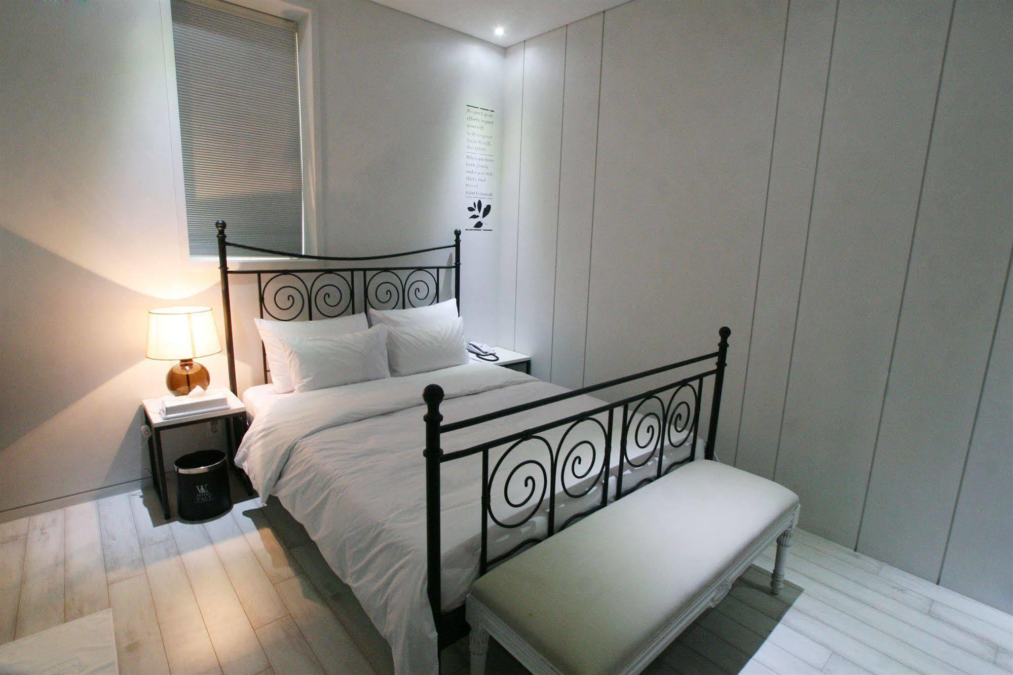 Vvalt Hotel Сеул Екстериор снимка