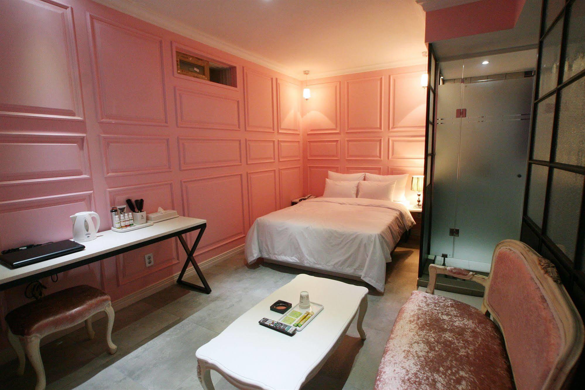 Vvalt Hotel Сеул Екстериор снимка